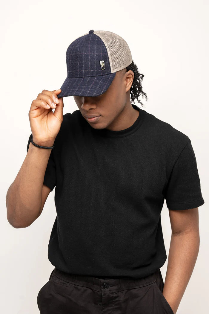 Guinness Checkered Trucker Hat – Funky Skunk