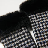 Lambswool Mitten - Black White Dogtooth